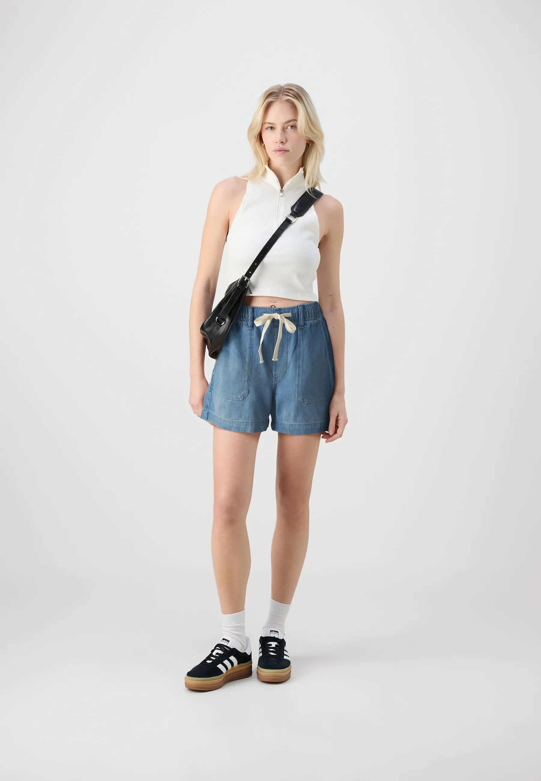 EASY PULL ON - Shorts di jeans